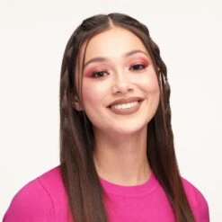 8H Matte Liquid Lipstick -Pure Beauty Shop 4059729371652 Application FullFaceLight