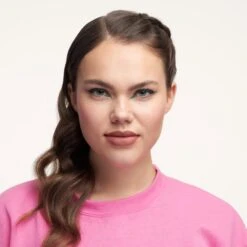 8H Matte Liquid Lipstick -Pure Beauty Shop 4059729371669 Application FullFaceLight