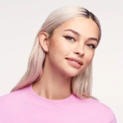 8H Matte Liquid Lipstick -Pure Beauty Shop 4059729371676 Application FullFaceLight