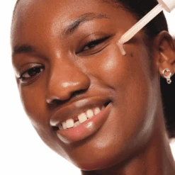 HELLO, GOOD STUFF! GLOW-C SERUM -Pure Beauty Shop 4059729517166 2