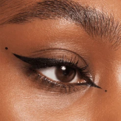 Eyeliner Pen Waterproof -Pure Beauty Shop 4250587772173 4