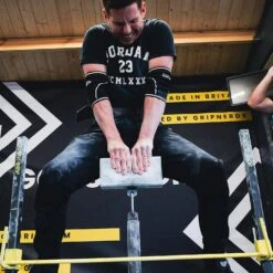 Beast 2 Handed Pinch Block -Pure Beauty Shop beasat 2 hand pinch block 3